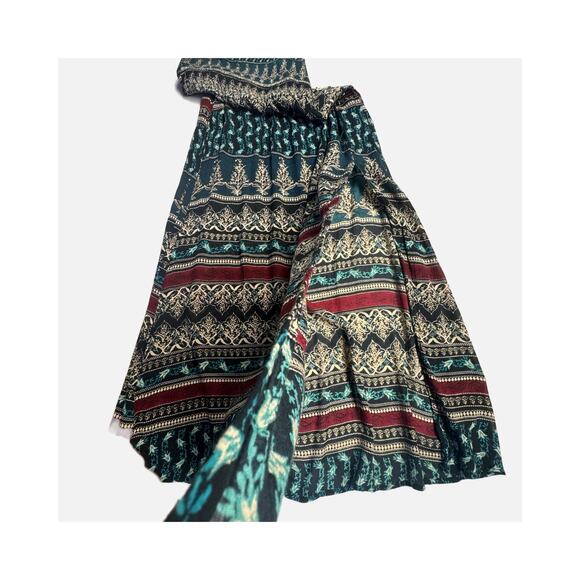 American Rag Green and Red Patterned Maxi Dress - Picture 7 of 12